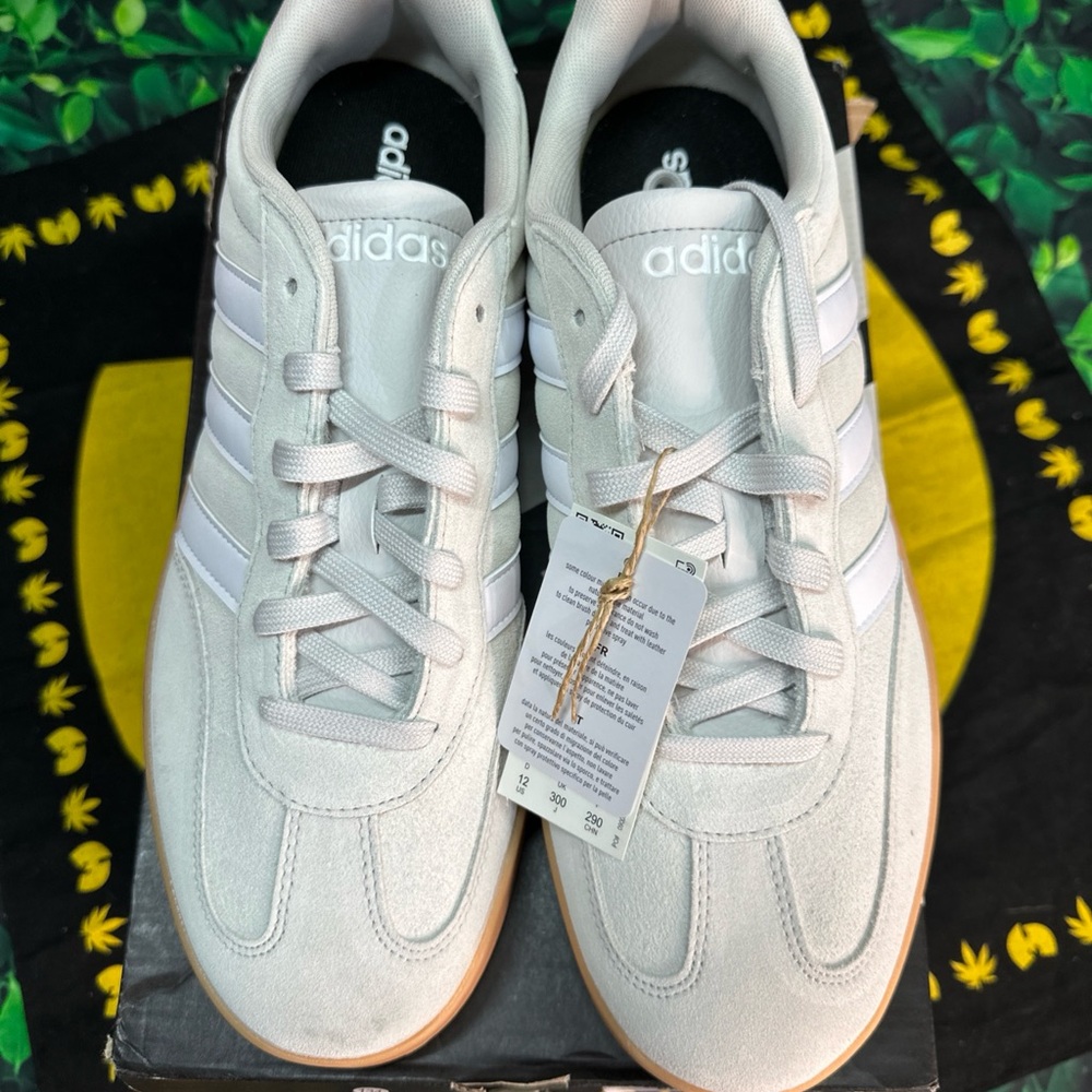 Adidas Barreda Size 12M NIB - Picture 3 of 7
